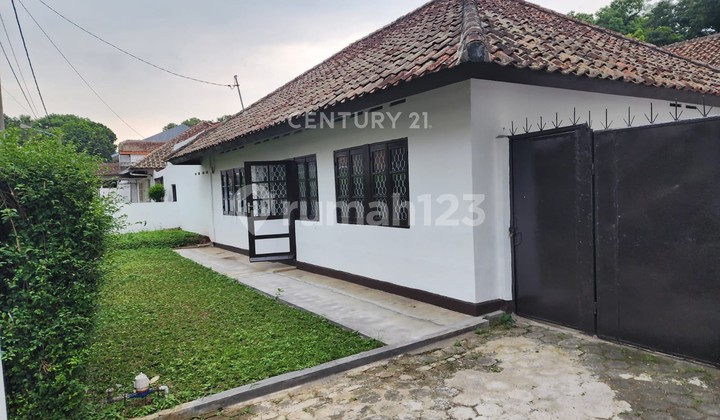 Rumah Classic di Sayap Pajajaran Bandung
