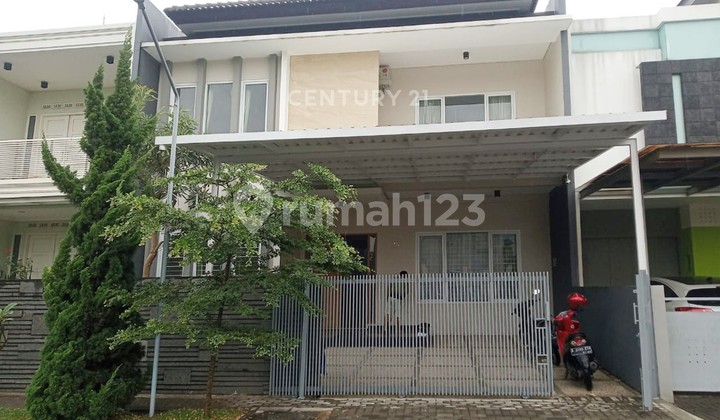 Luxurious 2-Story House in Singgasana Complex, Bandung