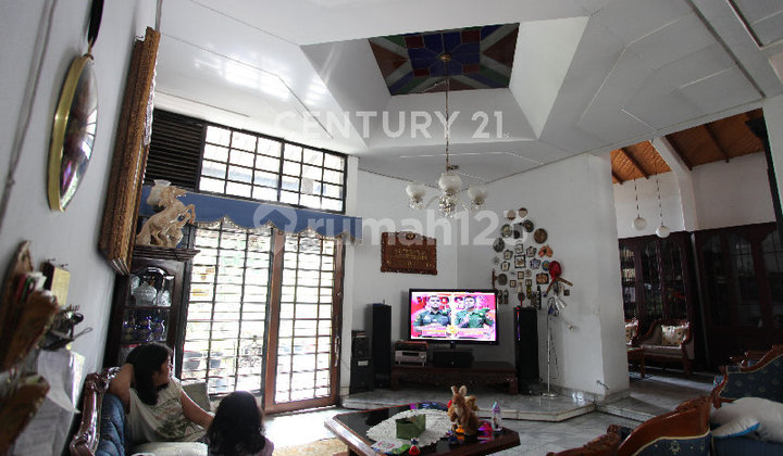 Rumah Nyaman di Sarijadi.lokasi Cocok untuk Tempat Tinggal.