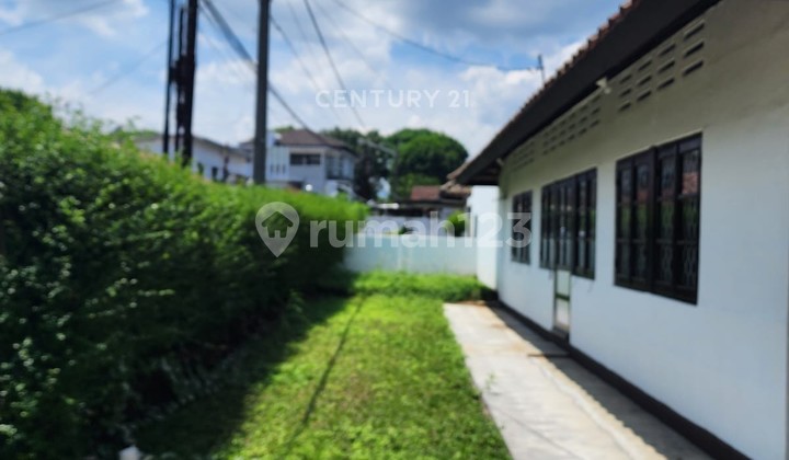 Classic House in Sayap Pajajaran Bandung 2