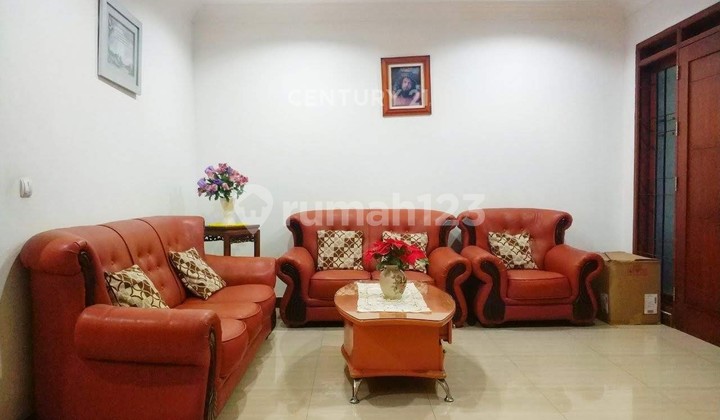 Rumah Asri Siap Huni di Setra Duta Bandung 2