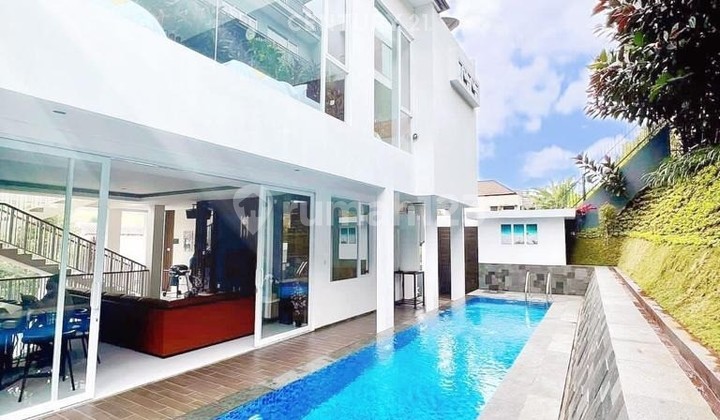 Rumah View Cantik di Resor Dago Pakar Bandung