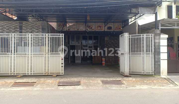 Di Jual Segera Rumah Antik 2 Muka Hadap Utara dan Timur 2 Rumah Jadi 1 Ada Tempat Usaha di Cimahi Dekat Ramayana Di Jual Segera Rumah Antik 2 Muka Hadap Utara dan Timur 2 Rumah Jadi 1 Ada Tempat Usaha di Cimahi Dekat Ramayana