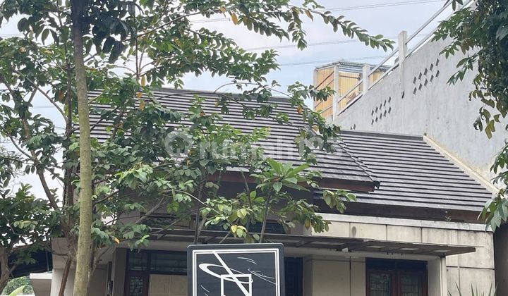 House in North Cimahi Near Cimahi Square &amp; Activity Center Ready to Occupy