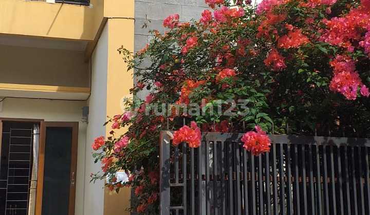 Rumah Modern 2 Lt. di Komplek Bukit Indah Cihanjuang Cimahi Utara 2