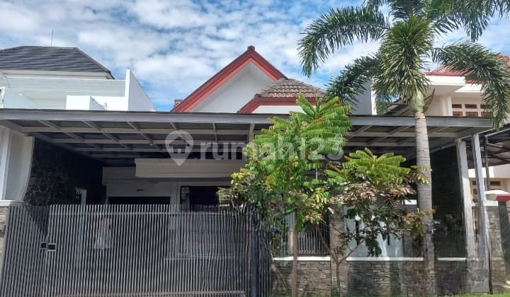 Di Jual Rumah Mewah di Komp Taman Mutiara Cimahi Di Jual Rumah Mewah di Komp Taman Mutiara Cimahi