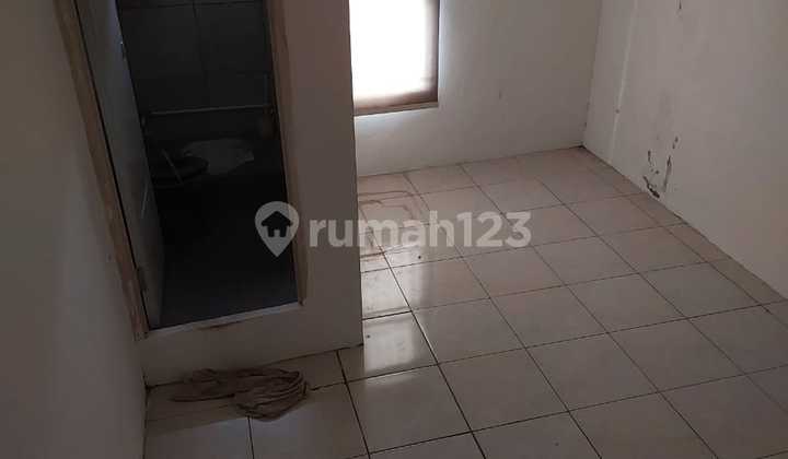 House in Padasuka Estate Bandung Near Saung Udjo, Hook Position 2