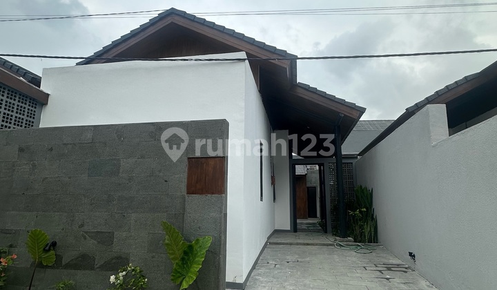 VILLA SANUR JL SEKUTA 3BR SEMI FURNISH SIAP HUNI