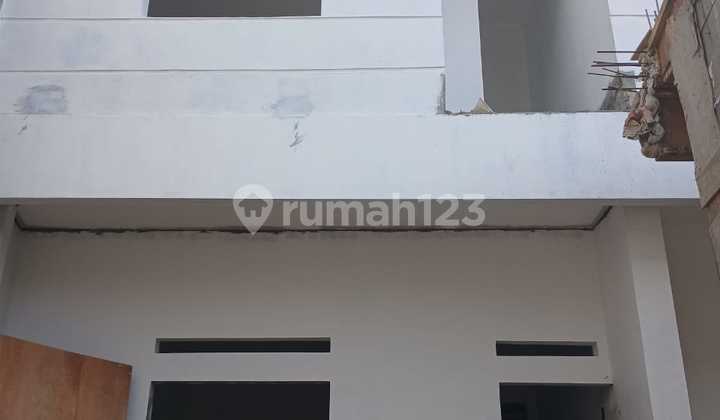 Dijual Rumah Baru Murah Bagus 2Lantai Akses Gg Motor Condet SHM 2