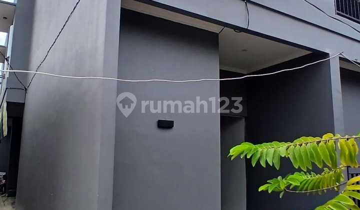 Turun Harga, Dijual Rmh 2Lantai Akses Gg 2 Motor Lebar Condet SHM