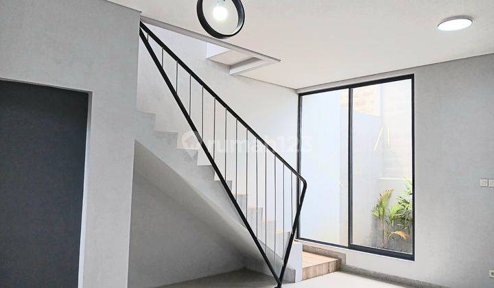 Rumah.minimalis.modern.2lantai Nuansa Villa Rumah SHM 2