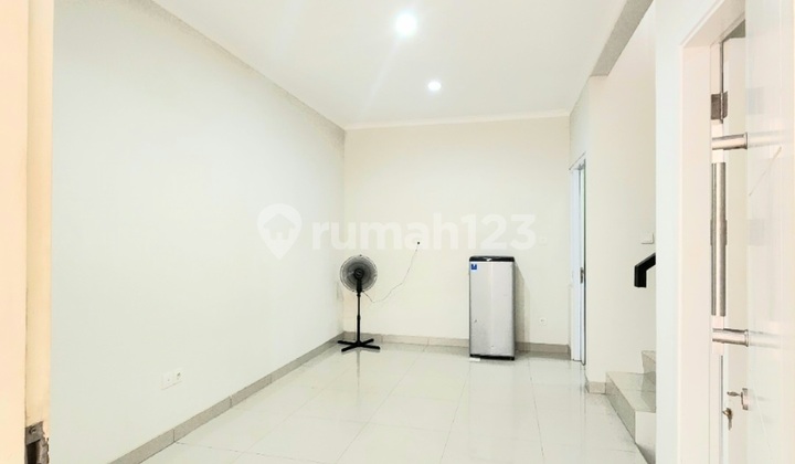 Two-story house. Most favorite. Renovated. Ready to occupy. Gading Serpong. 2