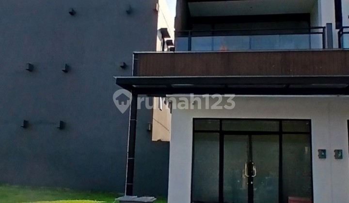 Ruko 3lantai Dekat Area Perkantoran Kuliner.gading Serpong.