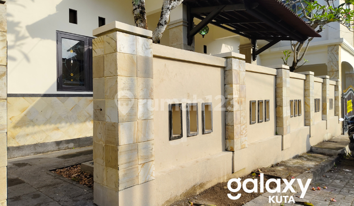 DIJUAL RUMAH MINIMALIS MODERN DI BOUGENVILLE PRATAMA JIMBARAN BADUNG - BALI 