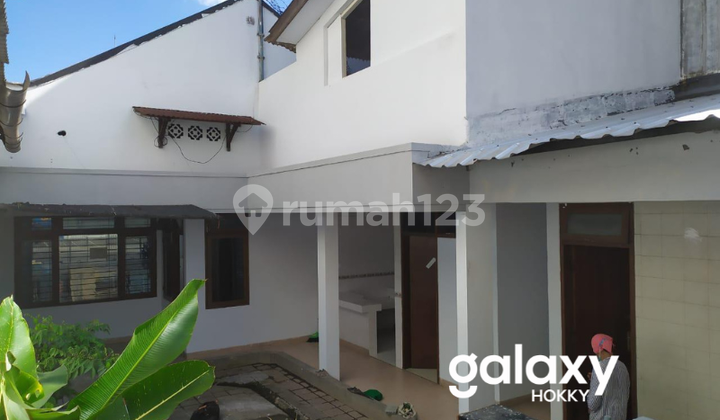FOR RENT: ROW OF SHOPHOUSES ON WEST GATOT SUBROTO ROAD, DENPASAR - BALI FOR RENT: ROW OF SHOPHOUSES ON WEST GATOT SUBROTO ROAD, DENPASAR - BALI