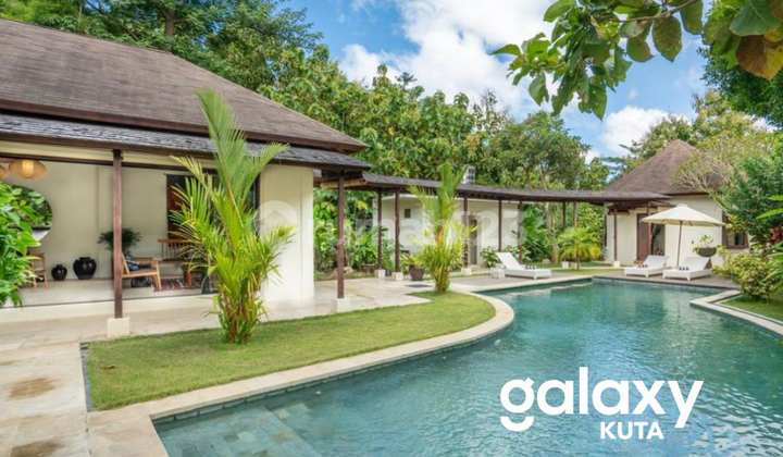 FOR SALE FULLY FURNISHED TROPICAL VILLA IN BLONGKEKER JIMBARAN BADUNG - BALI