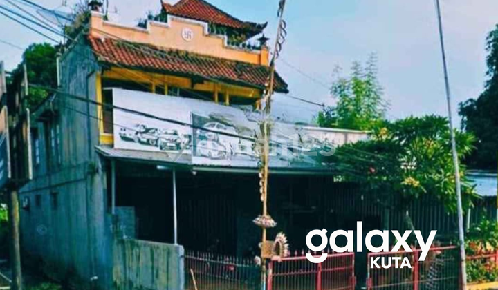 FOR SALE SHOPHOUSE FORMER SHOWROOM IN GATSU KESIMAN DENPASAR - BALI 1