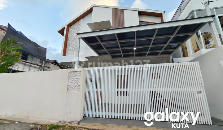 DIJUAL/SEWAKAN VILLA FULLY FURNISHED POSISI HOOK DI PURI GADING JIMBARAN BADUNG - BALI DIJUAL/SEWAKAN VILLA FULLY FURNISHED POSISI HOOK DI PURI GADING JIMBARAN BADUNG - BALI