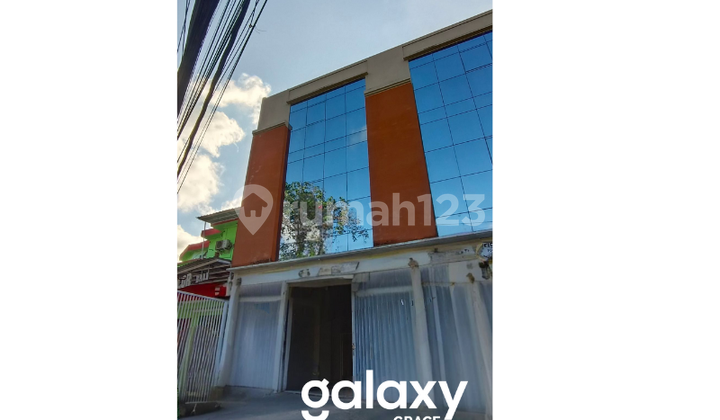 FOR SALE: NICE SHOPHOUSE WITH STRATEGIC LOCATION IN KEDIRI, TUBAN, BADUNG - BALI 1