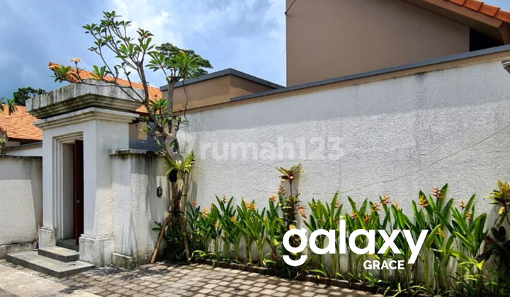 DIJUAL VILLA STRATEGIS DEKAT CENTRAL UBUD DI SAYAN GIANYAR - BALI DIJUAL VILLA STRATEGIS DEKAT CENTRAL UBUD DI SAYAN GIANYAR - BALI