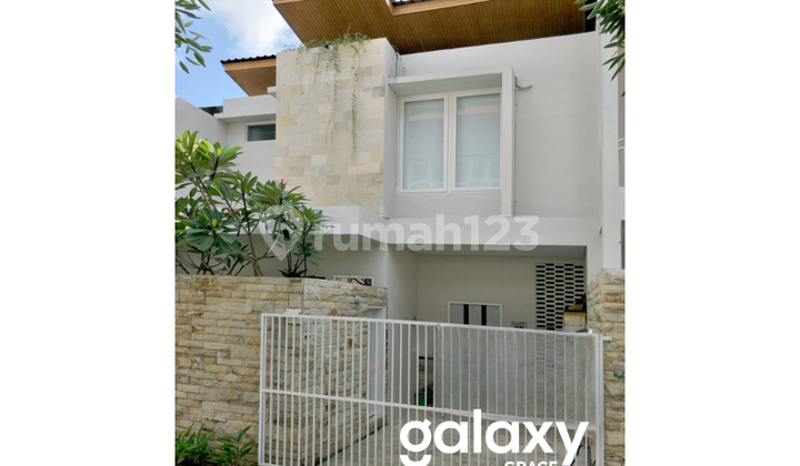 FOR SALE/RENT BEAUTIFUL OCEAN VIEW VILLA IN SILIGITA NUSA DUA BADUNG - BALI FOR SALE/RENT BEAUTIFUL OCEAN VIEW VILLA IN SILIGITA NUSA DUA BADUNG - BALI