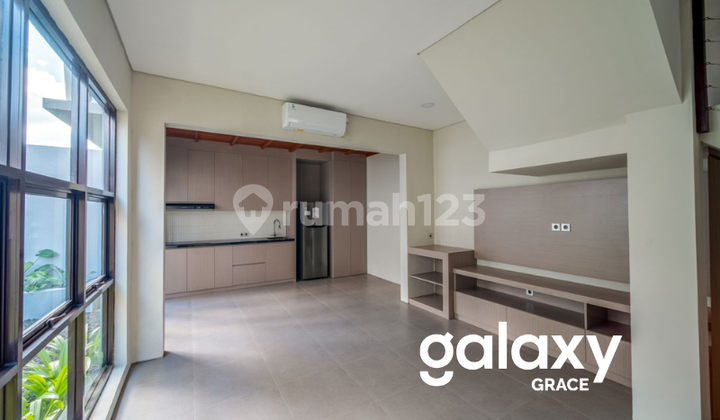 DIJUAL RUMAH 2 LANTAI DI DAMARA VILLAGE JIMBARAN BADUNG - BALI 