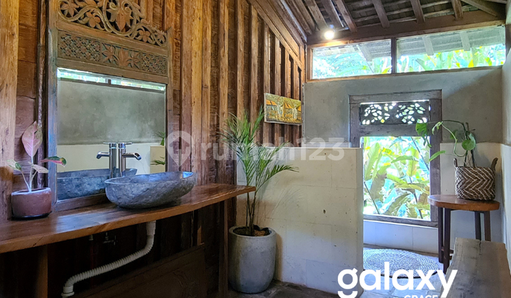 DISEWAKAN VILLA JOGLO TEPI SUNGAI LOKASI TENANG DAN SEJUK DI CAMPUHAN BUWIT KEDIRI TABANAN - BALI  2