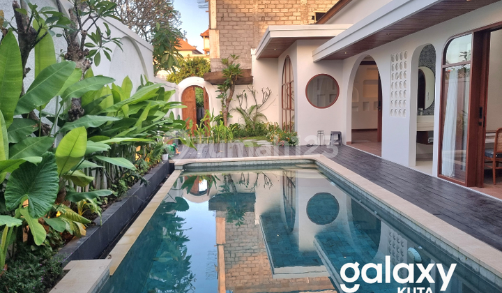 FOR RENT TROPICAL VILLA IN DANAU POSO SANUR DENPASAR - BALI