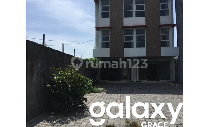 For Rent: 2 Ready Units of Shophouses on Sunset Road, Kuta Badung - Bali 1