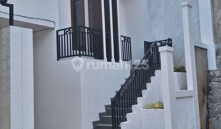 For Sale: Ready-to-Live-In House Near Puribeta Busway Stop, Good SHM. For Sale: Ready-to-Live-In House Near Puribeta Busway Stop, Good SHM.