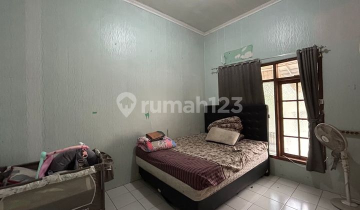 House for Sale in Cipedes Sukajadi Bandung 2