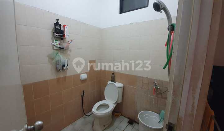 For Sale House in Mustika Hegar Regency Complex, Bandung 2