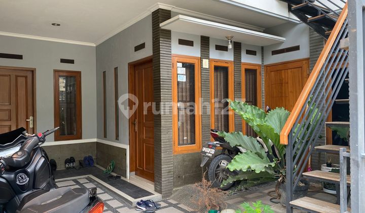 Dijual Rumah Komp Sutra Graha Bandung