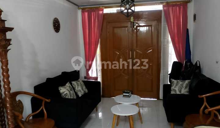 Nice House in Margahayu Kencana Complex, Bandung 2