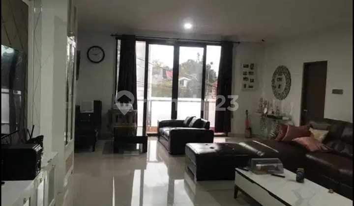 Dijual Rumah di Cigadung Dago Bandung 2