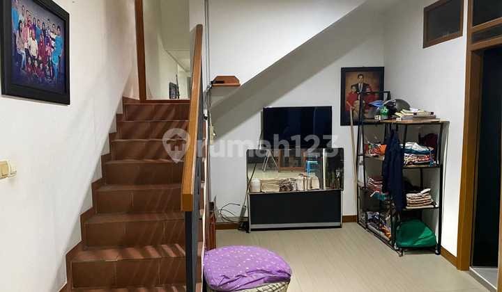 Dijual Rumah Komp Sutra Graha Bandung