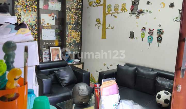 Siap Huni, Rumah, di Taman Holis Indah