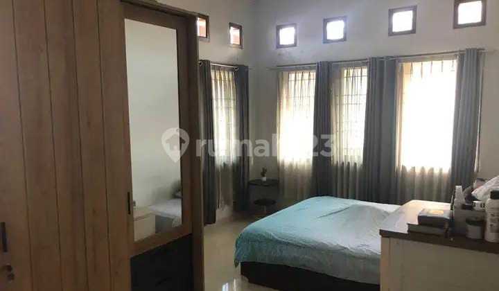 Jual Rumah Hook , Siap Huni 2 Lantai di Gumuruh Turangga 2