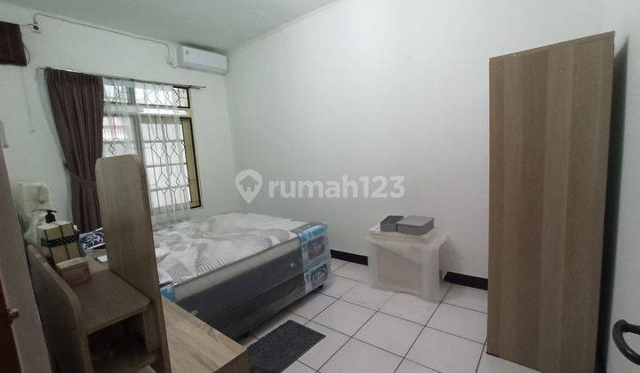 Rumah Bagus Semi Furnished Taman Holis Indah, Bandung 1
