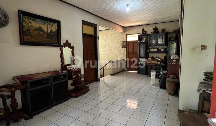 Nice House Mainroad Dago, Bandung