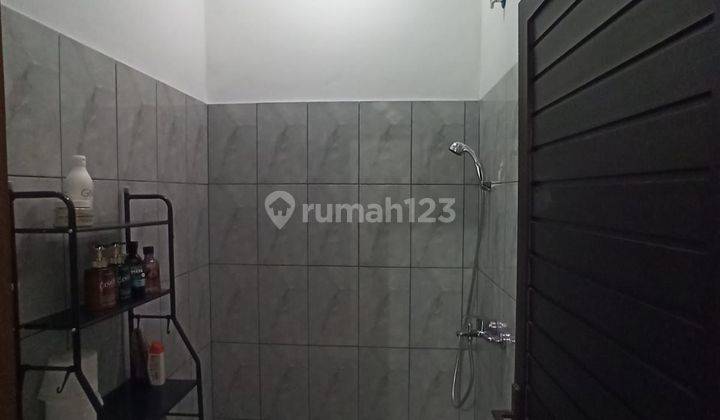 Rumah Bagus Semi Furnished Taman Holis Indah, Bandung 2