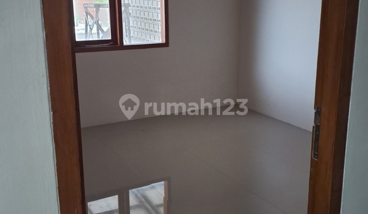 Disewakan Hunian Nyaman 2 Lantai Lokasi Strategis di Perum Kota Bali Padalarang, Bandung 2