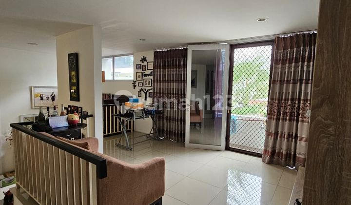 Siap Huni, Rumah, 3 Lantai, Citra Garden, Full Furnished 2