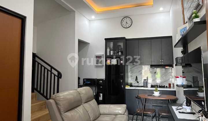 Rumah 2 Lantai Graha Raya Bintaro Dekat Tol 2