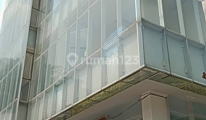 Strategic Mini Building 4.5 Floors with Elevator in Bintaro, South Jakarta 2