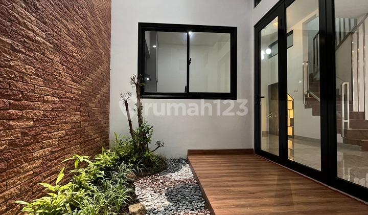 Brand New House in BSD Near Pasmod, Santa Ursula, Toll Road Access