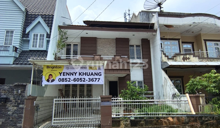 For Rent House in Elite Housing Complex Taman Malibu Indah