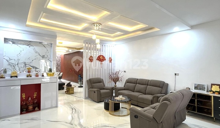 Newly Renovated Luxury House Fully Furnished Ready to Occupy Newly Renovated Luxury House Fully Furnished Ready to Occupy