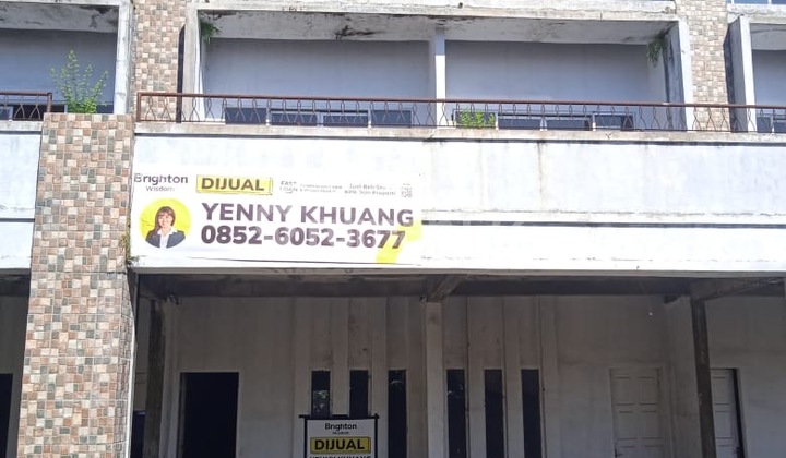 Dijual Cepat Rumah 3 Tingkat Dalam Komplek Hanya 675 Juta