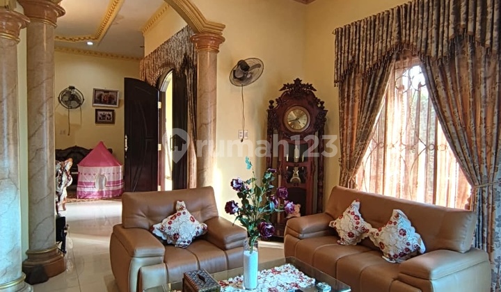 For Sale Ready-to-Occupy House With 1,143 M2 Land Area 2